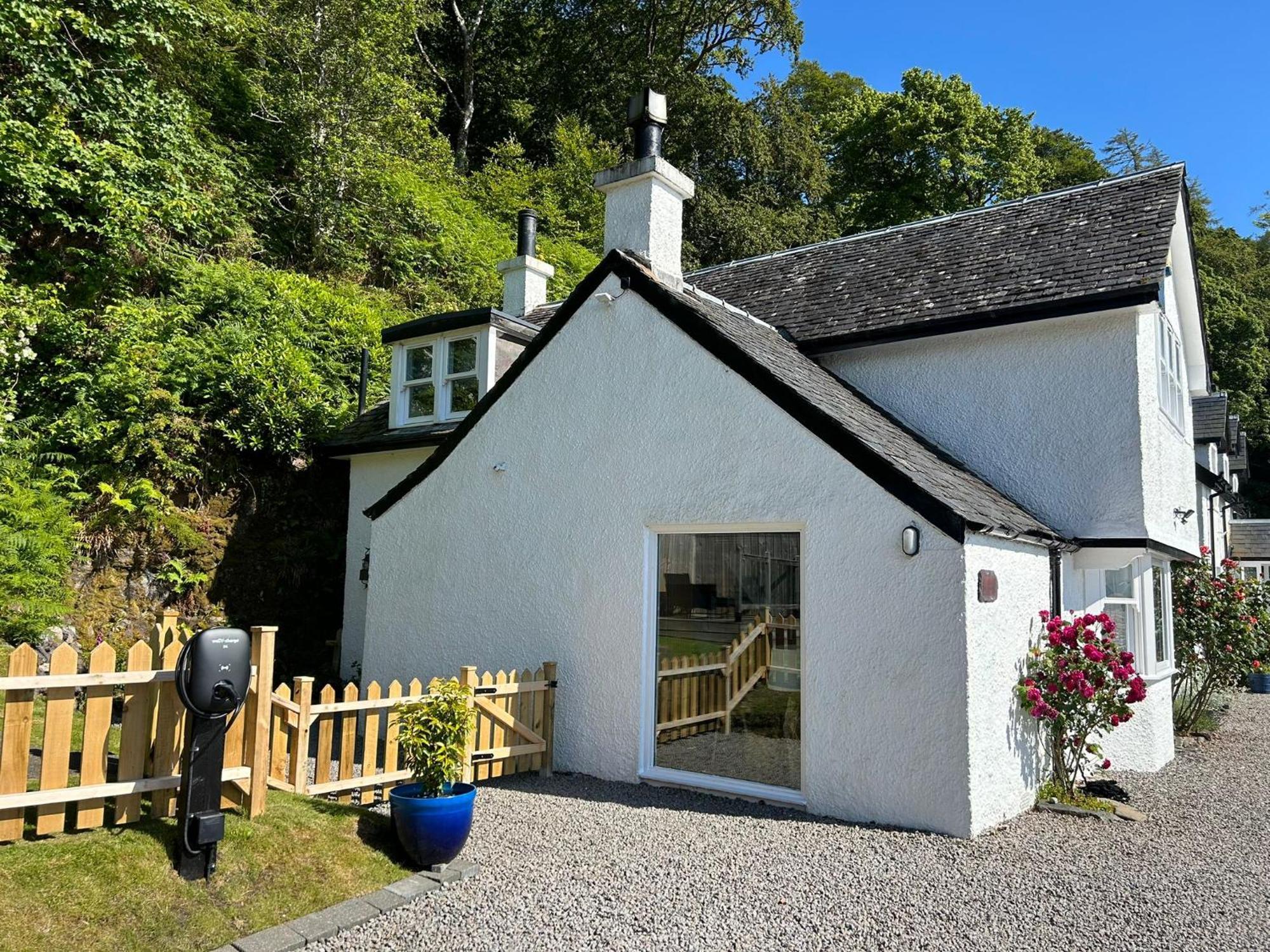 Craigneuk Near Oban, Stunning Home With Sea Views Екстериор снимка